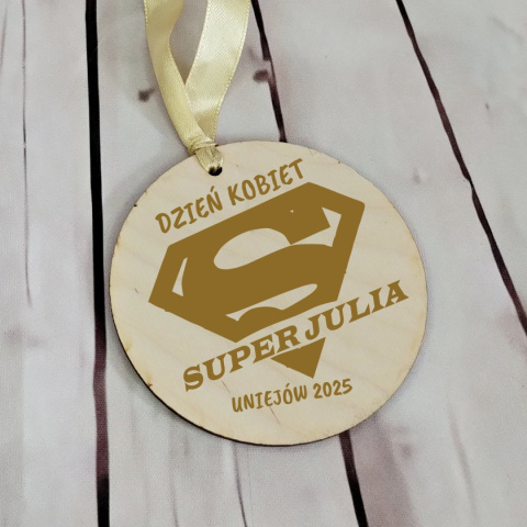 medal prezent na dzień dziewczyn w szkole medal prezent na dzień dziewczyn w szkole